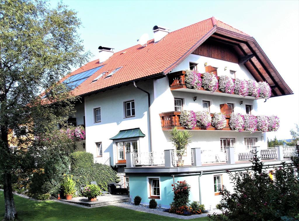 Waldhof 2*